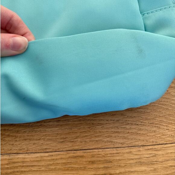 First Aid Beauty - Get Ready With Me Beauty Bag in Teal Blue - Picture 4 of 5